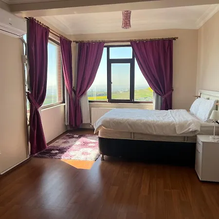 Luxury Mansion Amazing View, Hidden Garden * Celâliye