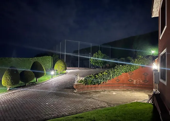 Luxury Mansion Amazing View, Hidden Garden * Celâliye