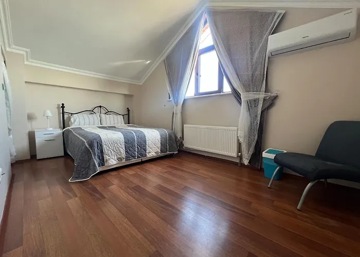 Villa Luxury Mansion Amazing View, Hidden Garden Celâliye