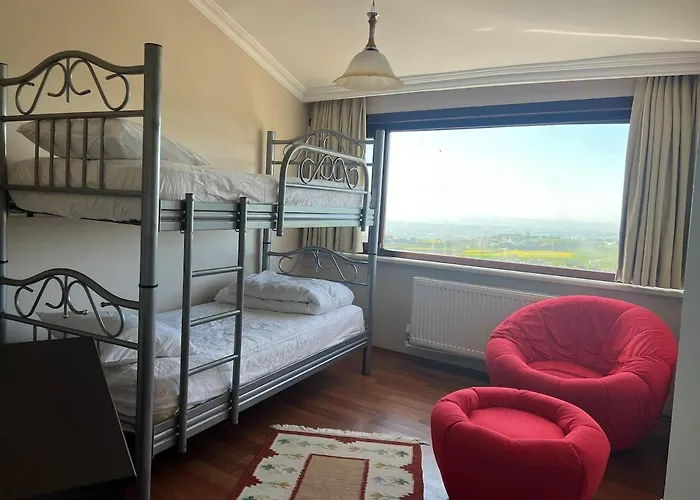 Villa Luxury Mansion Amazing View, Hidden Garden Celâliye