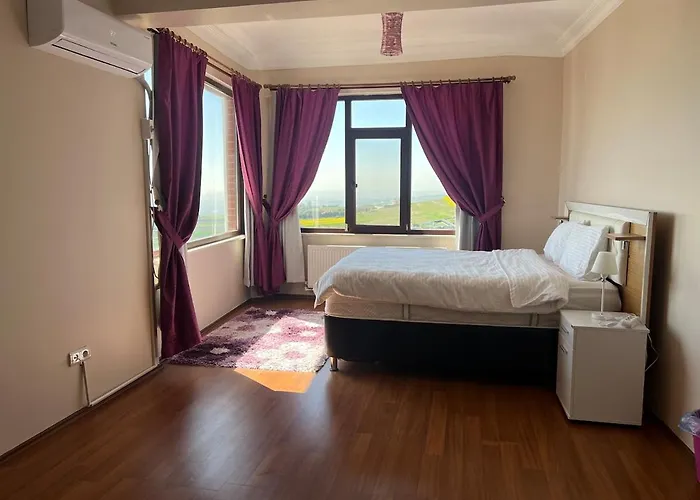 Luxury Mansion Amazing View, Hidden Garden * Celâliye